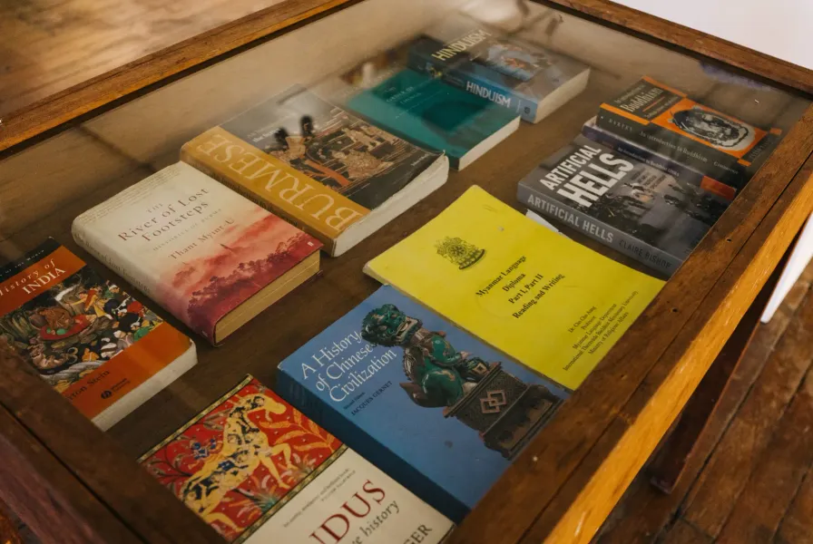 Instalación De Libros De Referencia